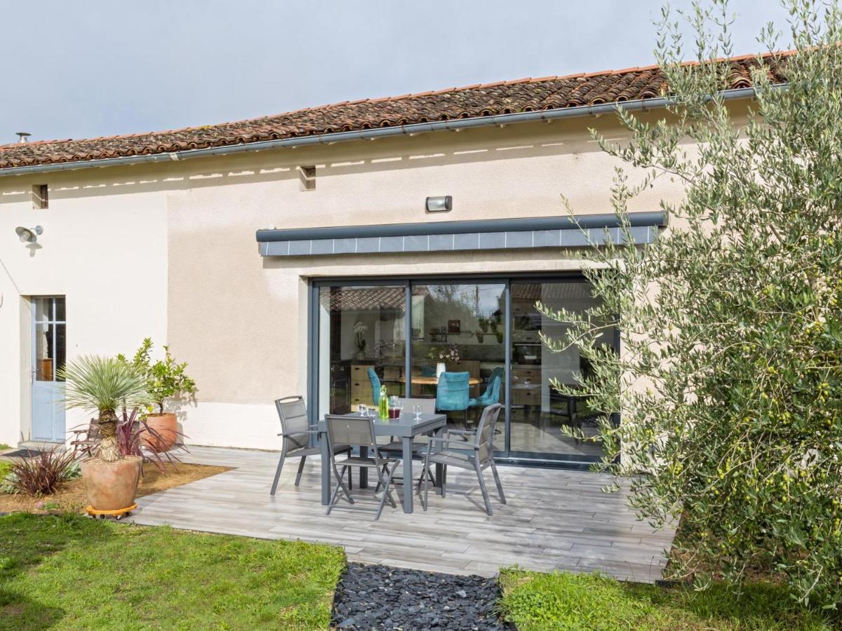 La Marceline Gite Confort Et Nature Chef-Boutonne Bagian luar foto