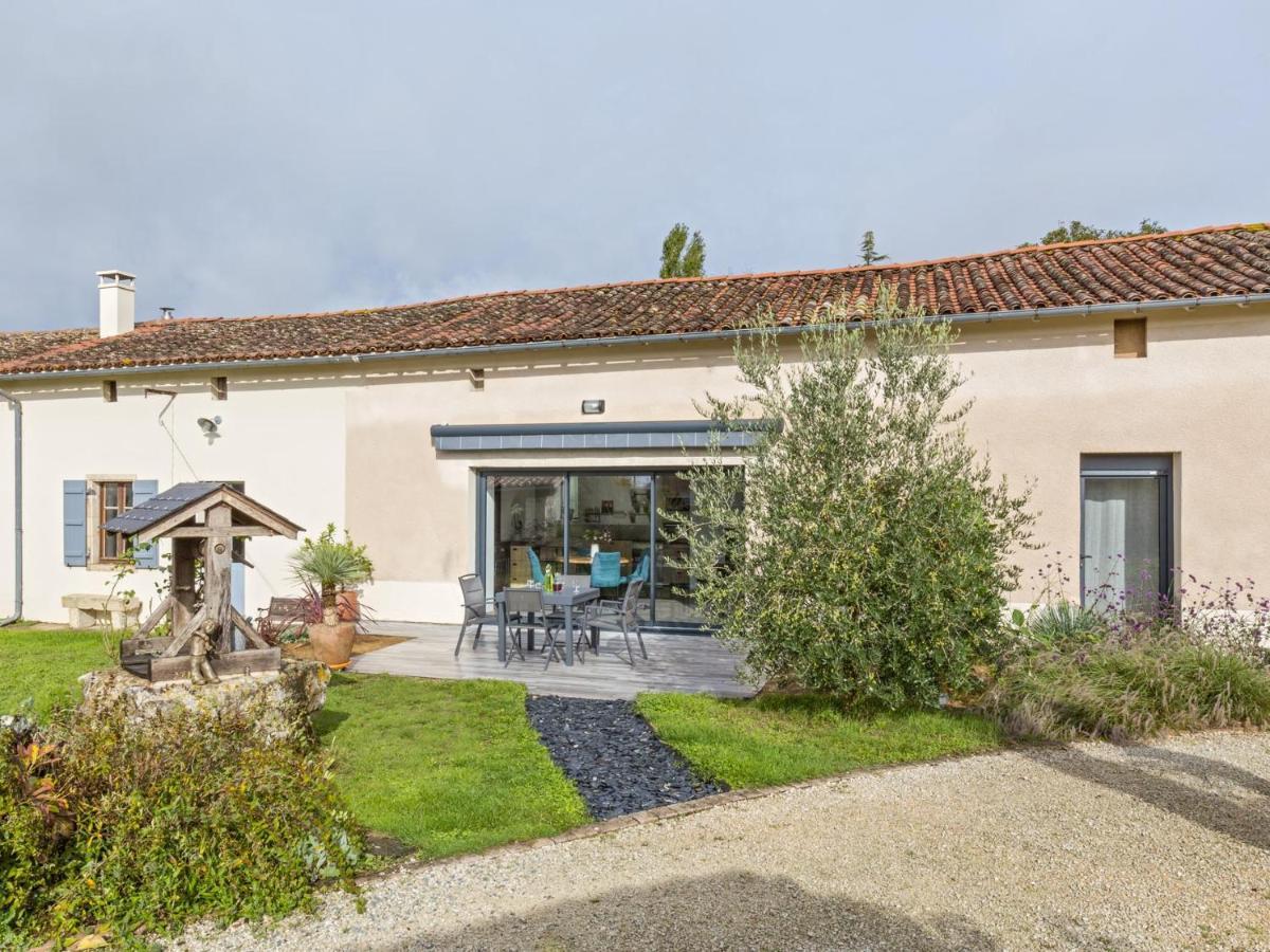 La Marceline Gite Confort Et Nature Chef-Boutonne Bagian luar foto